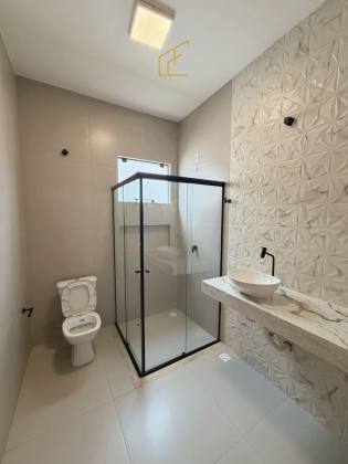 Casa à venda – conforto, praticidade e ótimo acabamento