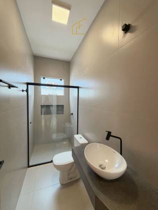 Casa à venda – conforto, praticidade e ótimo acabamento