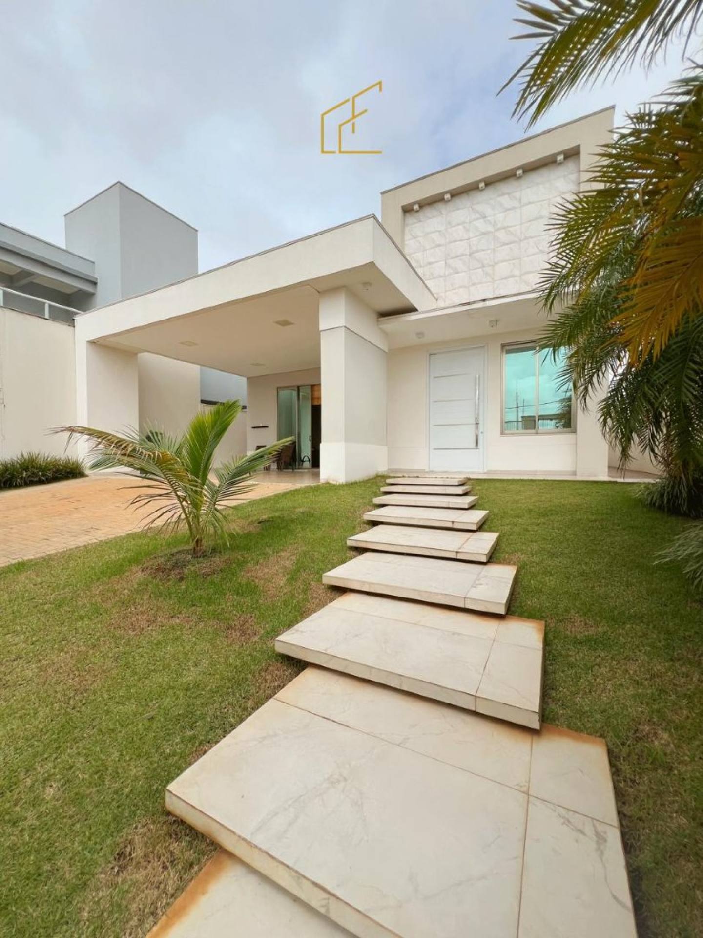 Casa Mobiliada à Venda | Bairro Aeroporto – Nova Mutum