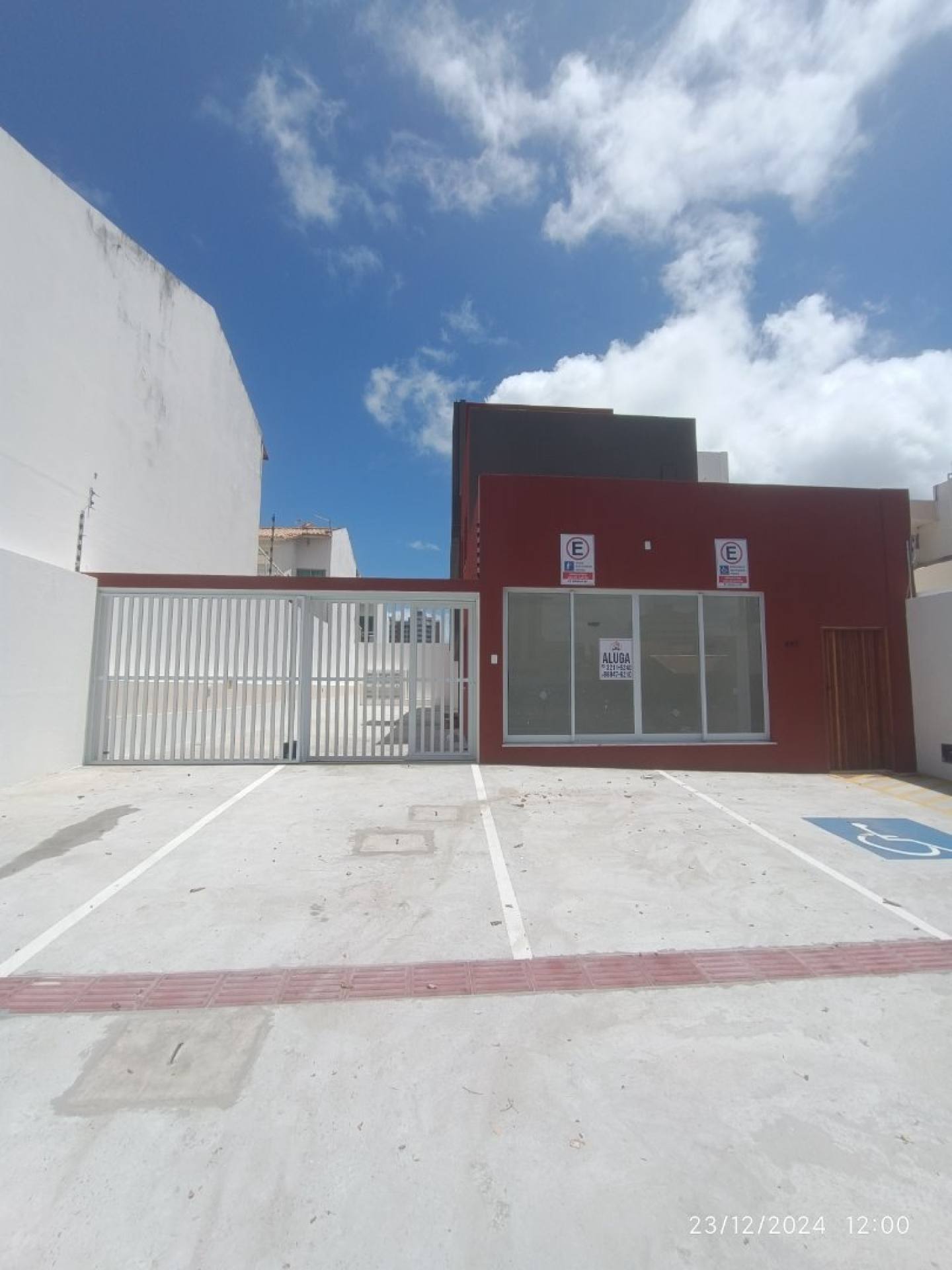 Kitnet a aluguel com 28 m² no bairro Atalaia - Aracaju/SE