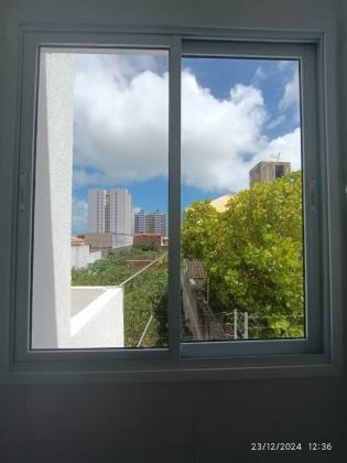 Kitnet a aluguel com 28 m² no bairro Atalaia - Aracaju/SE