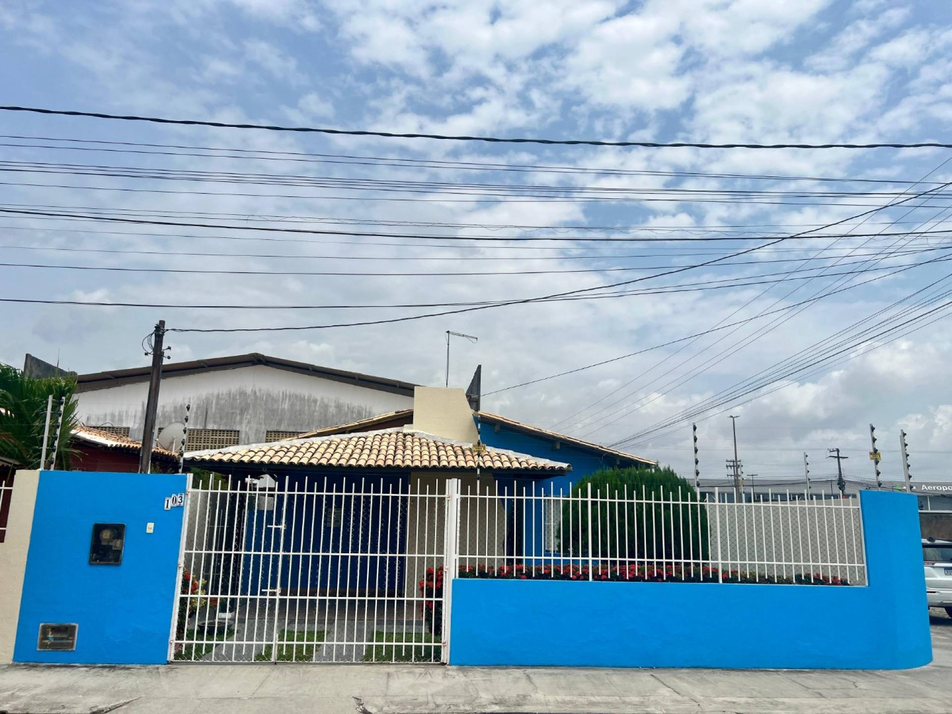 Casa 3 Quartos, 1 Suíte, a Venda - Bairro Aeroporto - Aracaju/SE