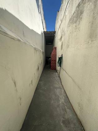 Casa comercial a venda na Av. Desembargador Maynard, bairro Suissa em Aracaju/SE