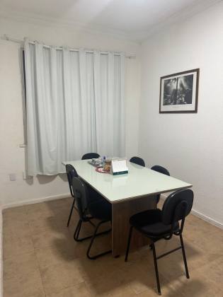 Casa comercial a venda na Av. Desembargador Maynard, bairro Suissa em Aracaju/SE