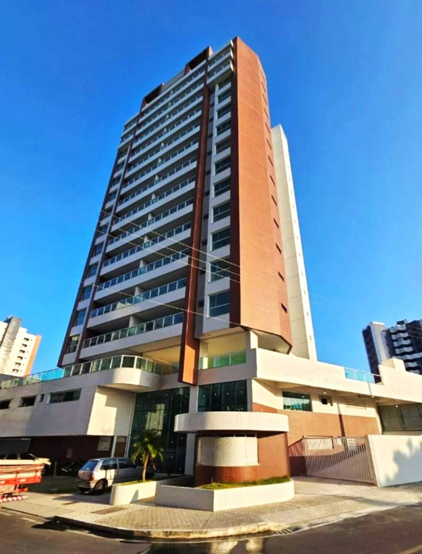 Apartamento 4 Quartos, 2 Suítes a Venda, Com 115 m² - Bairro Farolândia - Aracaju/SE.