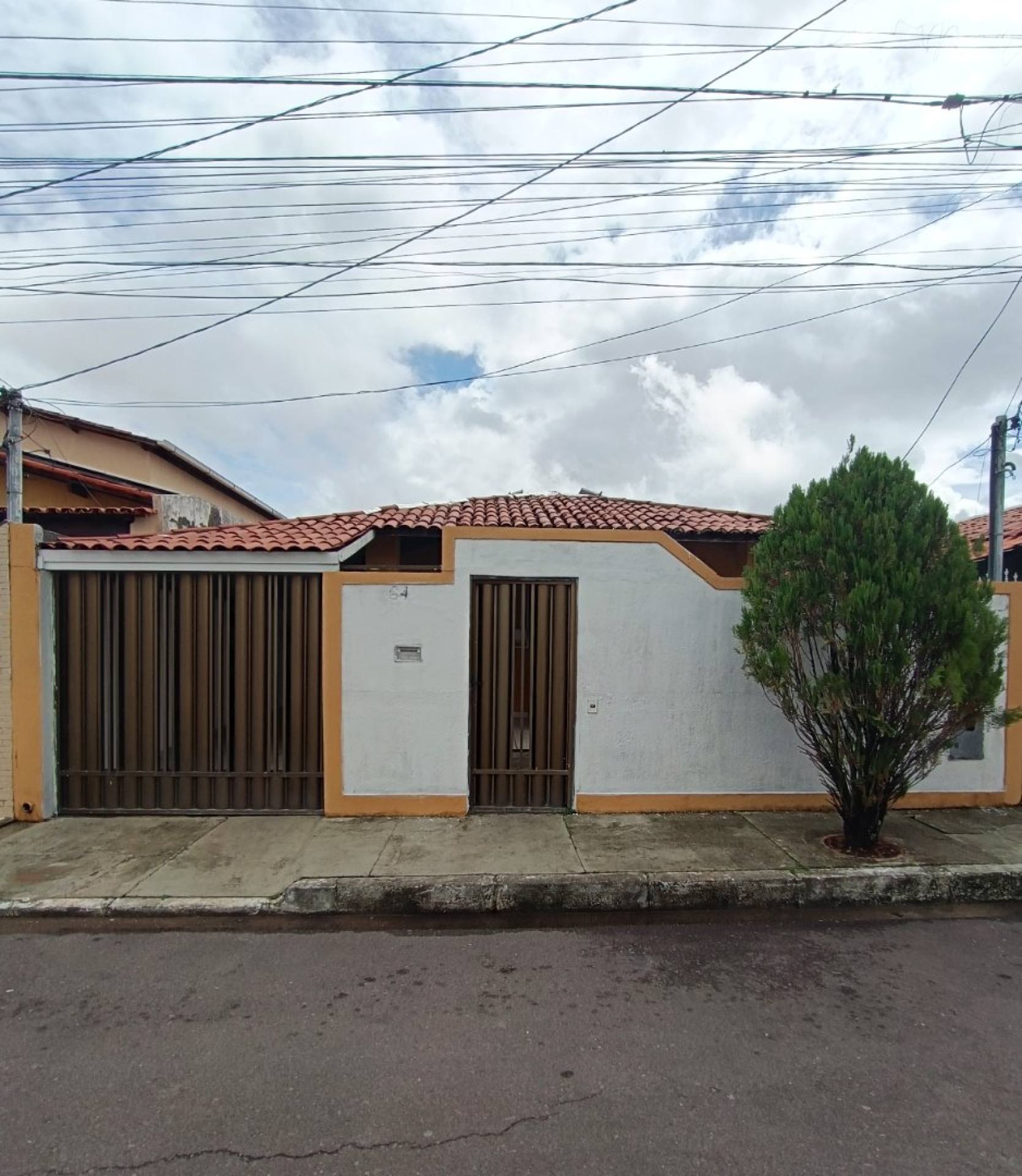 Casa de 3 Quartos, 1 Suíte a Venda em Condomínio Fechado - Bairro Siqueira Campos - Aracaju/SE