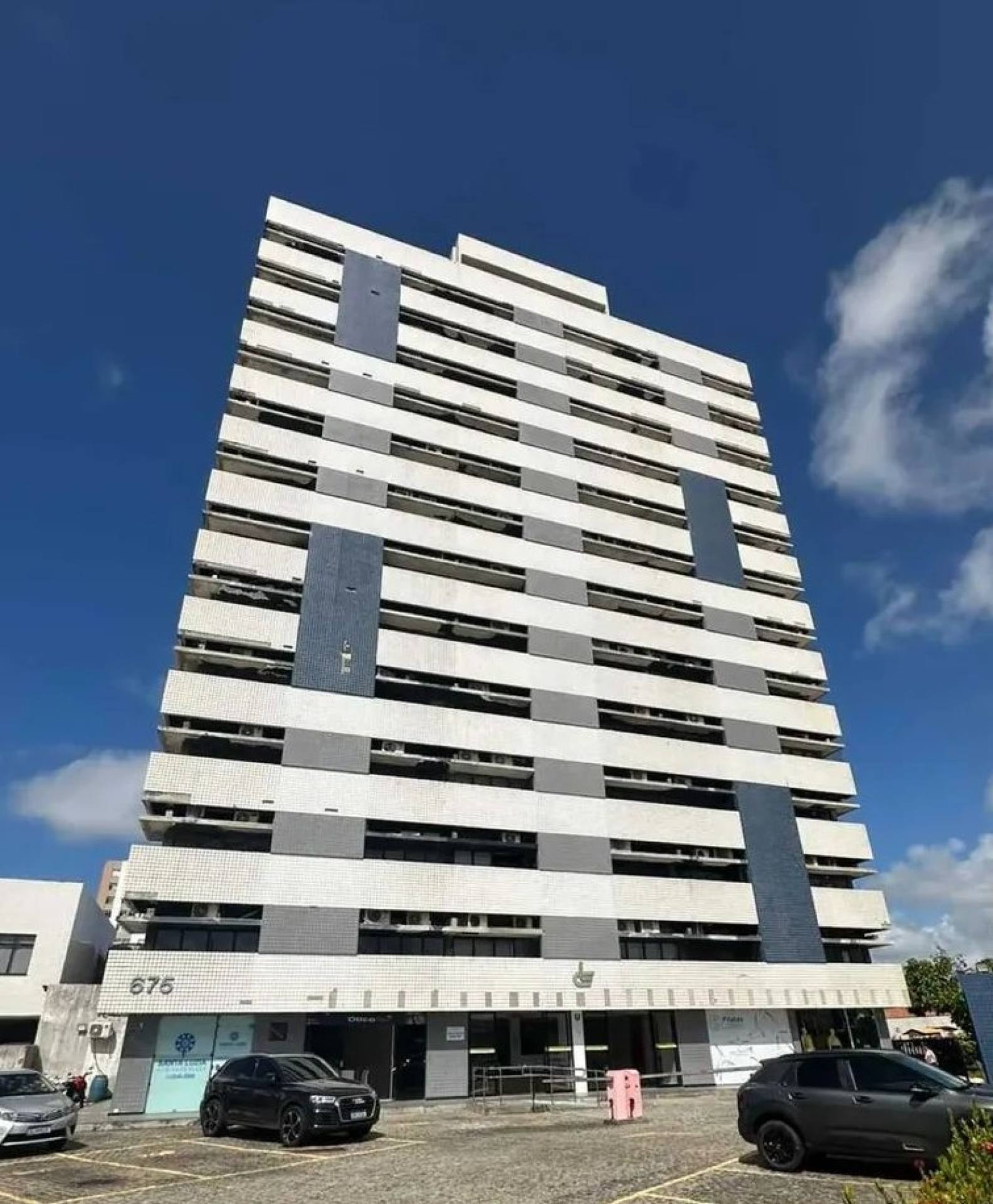 Sala Comercial 52 m² Para Alugar No Horizonte Jardins - Bairro Jardins - Aracaju/SE