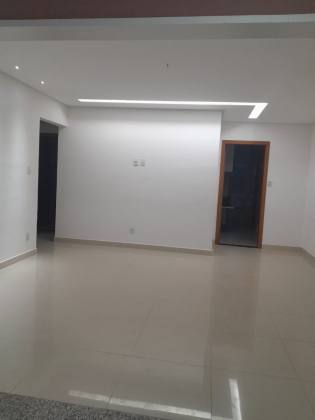 Apartamento 3 quartos, 1 Suíte a Venda, Com 185m² - Bairro Farolândia - Aracaju/SE