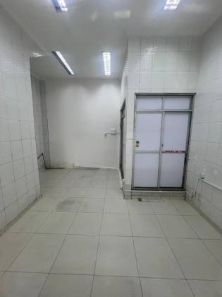 Galpão/ Escritório Comercial para Alugar com sala ampla - Bairro Siqueira Campos - Aracaju/SE