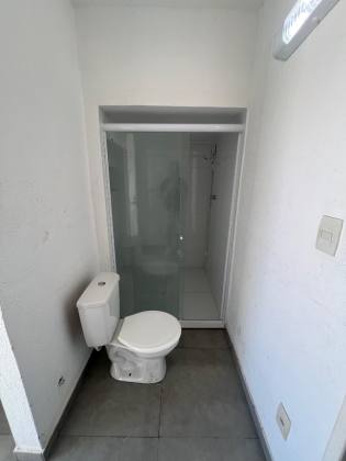 Prédio Comercial/Casa para Alugar com 5 salas e 10 vagas de garagem - Bairro Atalaia - Aracaju/SE