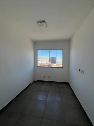 Prédio Comercial/Casa para Alugar com 5 salas e 10 vagas de garagem - Bairro Atalaia - Aracaju/SE