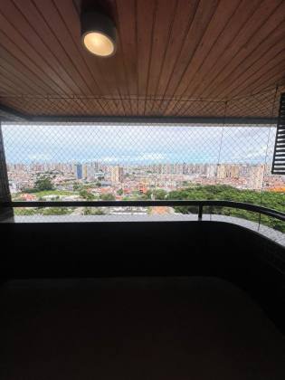 Apartamento com 3 Quartos, 2 Suítes para aluguel, Com 124 m² - Bairro Suissa - Aracaju/SE.