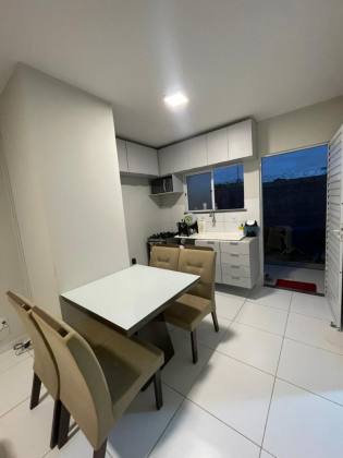 Casa a Venda em Aracaju - com 2 Quartos em Condomínio fechado - Aracaju/SE