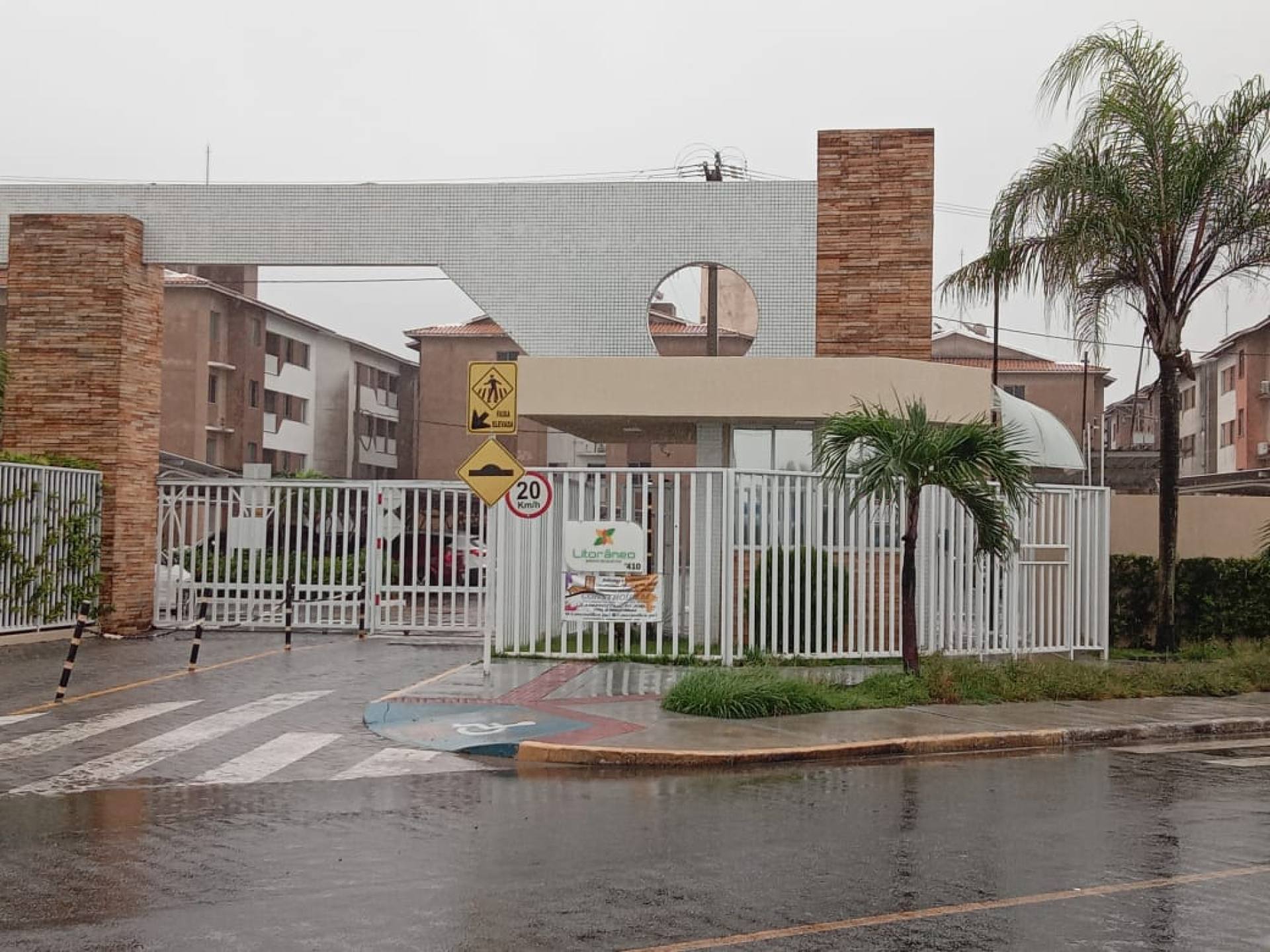 Apartamento 2 Quartos a aluguel no Condomínio Litorâneo Barra Residence - Barra dos Coqueiros/SE.