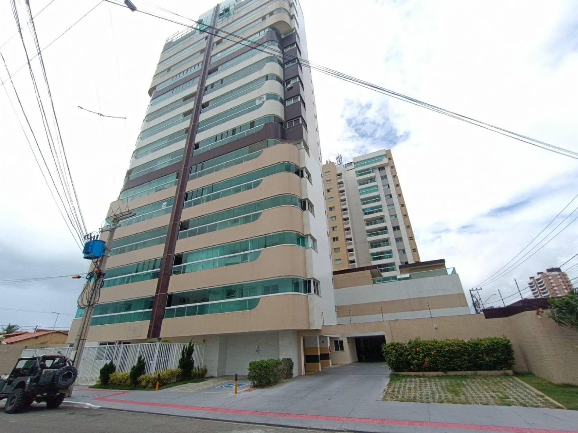 Apartamento 3 Quartos, 3 Suítes para aluguel, Com 139 m² - Bairro Atalaia - Aracaju/SE.