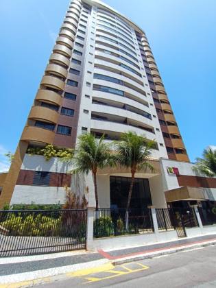 Apartamento para aluguel, com 3 quartos e 3 suítes no bairro Jardins, Aracaju/SE.