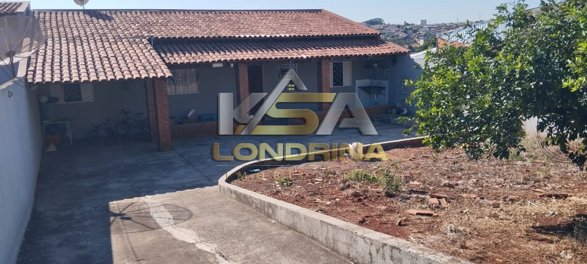 Vendo linda casa Assobradada
