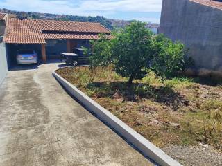 Vendo linda casa Assobradada