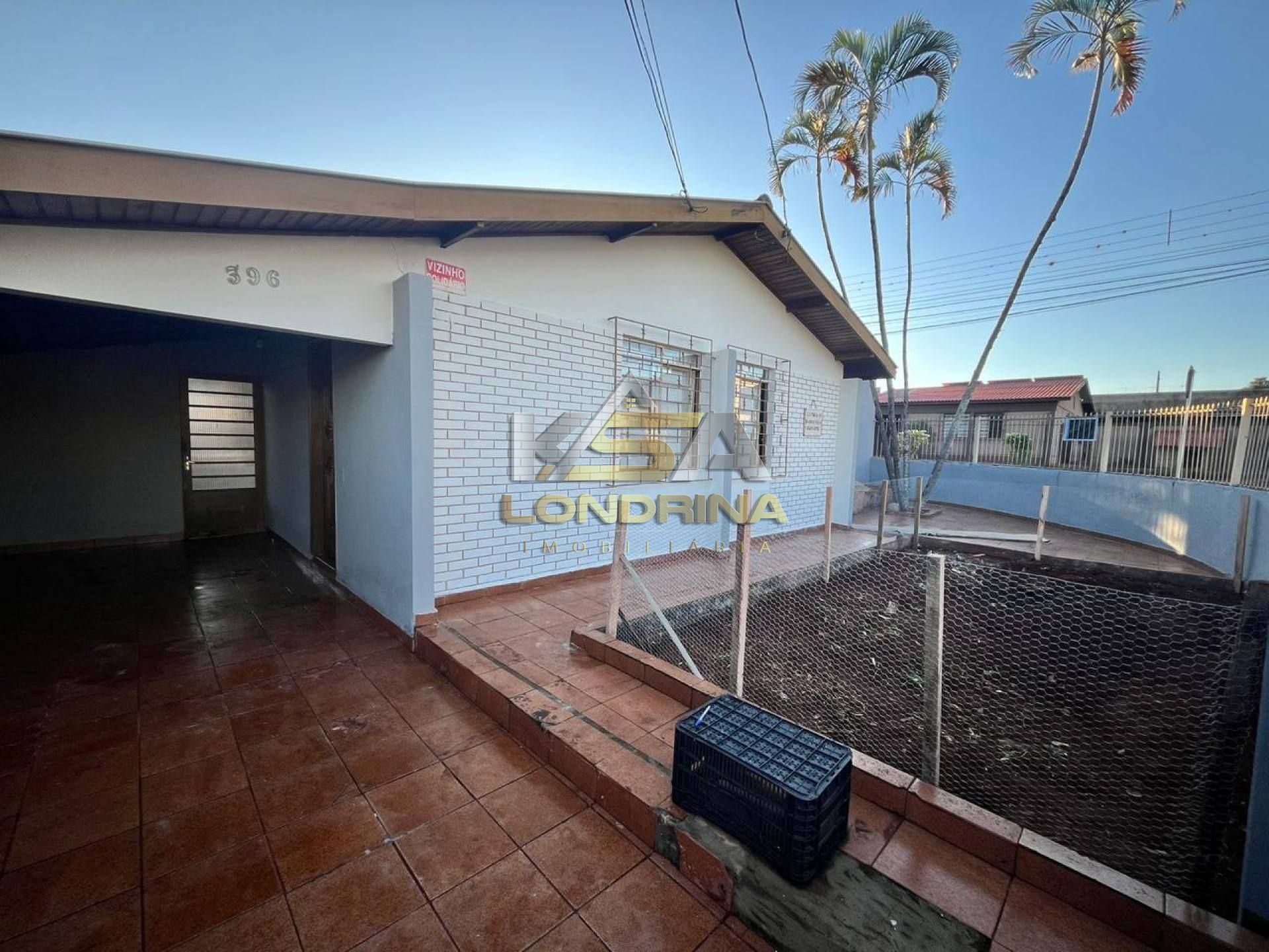 Casa Para Venda com 3 quartos e Edícula