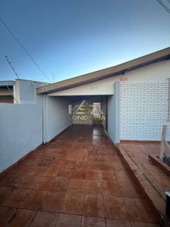 Casa Para Venda com 3 quartos e Edícula