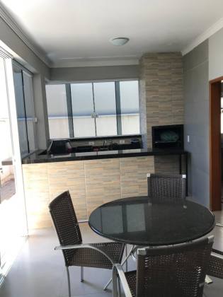 Casa condomínio Araçari parque Tauá zona a leste