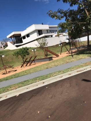 Casa condomínio Araçari parque Tauá zona a leste