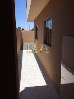 Linda casa, recém construída no Jd. Maria Celina.