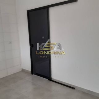 Casa 3 quartos 1 suítes no bairro Jd. São Paulo II em Londrina