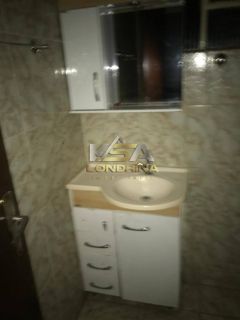 Casa com 2 Kitnet no fundo