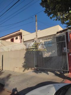 Maravilhosa casa com edícula no Jd. Hedy