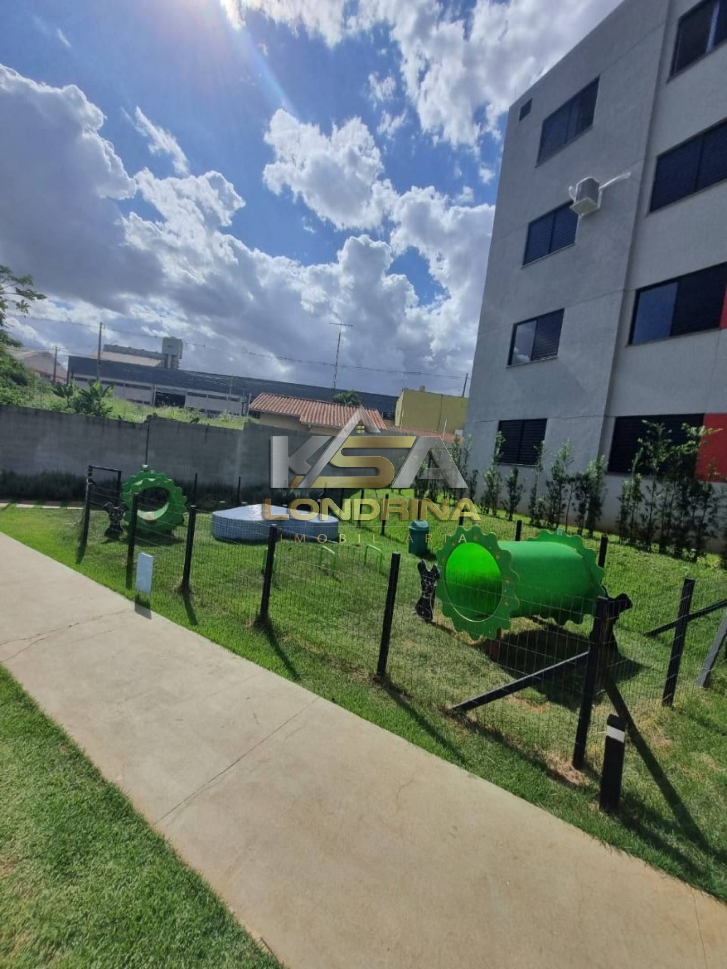 APARTAMENTO EM CAMBÉ-CENTRO