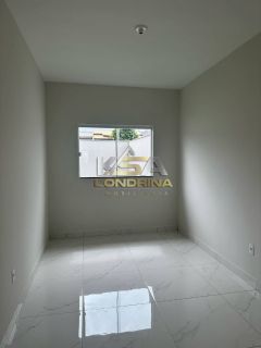 Casa Para Vender com 2 quartos no bairro Jardim tropical em Londrina