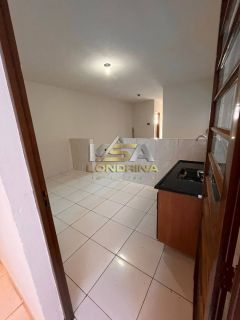 Casa Para Vender com 2 quartos no bairro Columbia  em Londrina