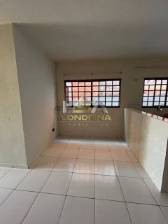 Casa Para Vender com 2 quartos no bairro Columbia  em Londrina