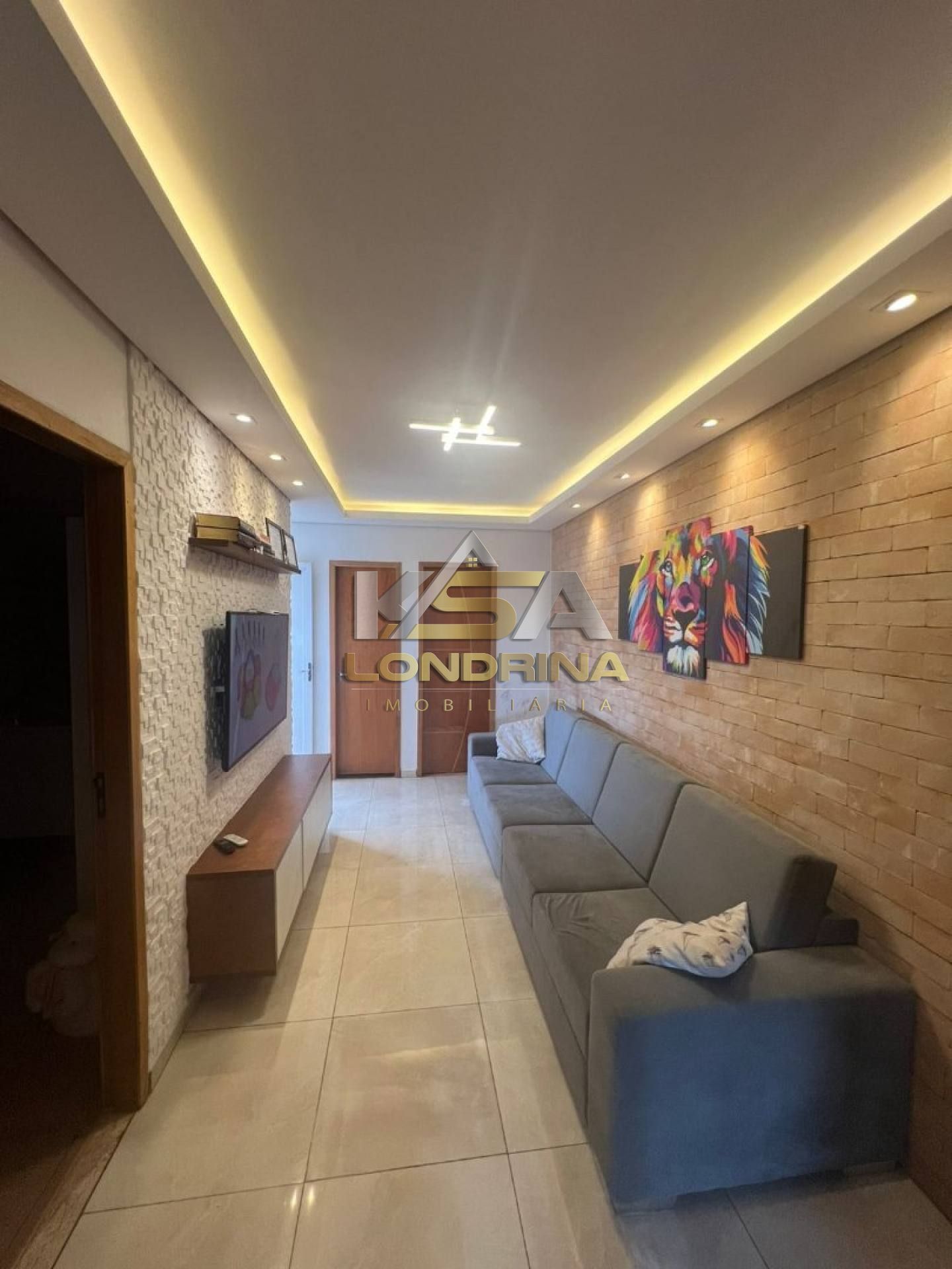 Casa no condomínio moradas Londrina.