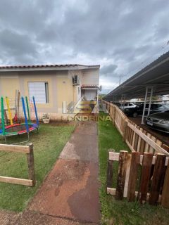 Casa no condomínio moradas Londrina.