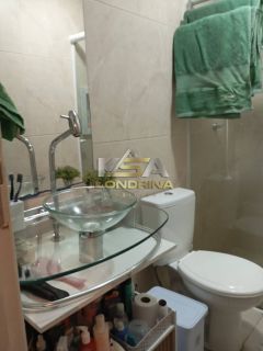 Apartamento com 2 quartos no edifício Spazio La Ville em Londrina.