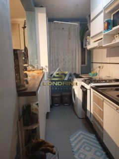 Apartamento com 2 quartos no edifício Spazio La Ville em Londrina.