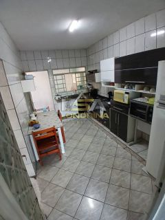 Casa à Venda – 3 Dormitórios (1 Suíte) – Conjunto Santa Rita 6