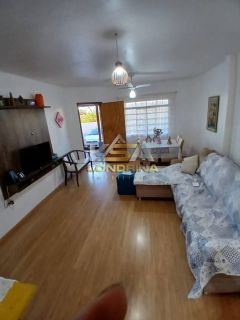 Casa à Venda – 3 Dormitórios (1 Suíte) – Conjunto Santa Rita 6