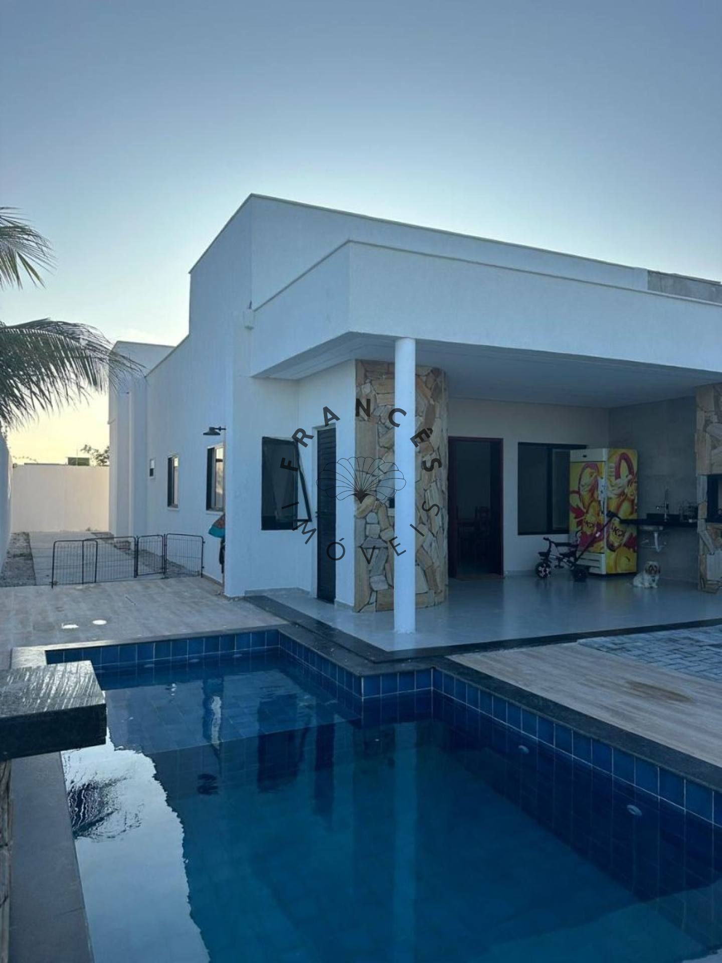 Casa 3 Quartos (1 Suíte com Closet) e Garagem para 2 carros
