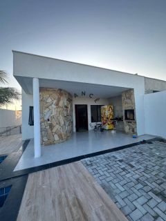 Casa 3 Quartos (1 Suíte com Closet) e Garagem para 2 carros