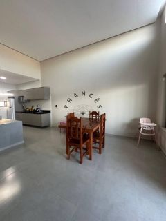 Casa 3 Quartos (1 Suíte com Closet) e Garagem para 2 carros