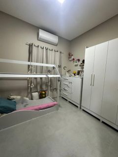 Casa 3 Quartos (1 Suíte com Closet) e Garagem para 2 carros