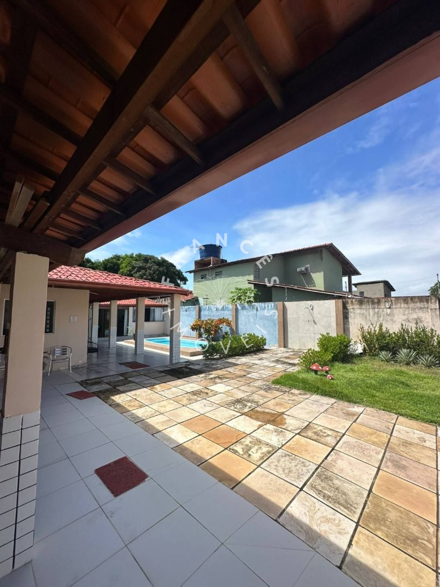 Casa Ampla com Piscina na Barra Nova