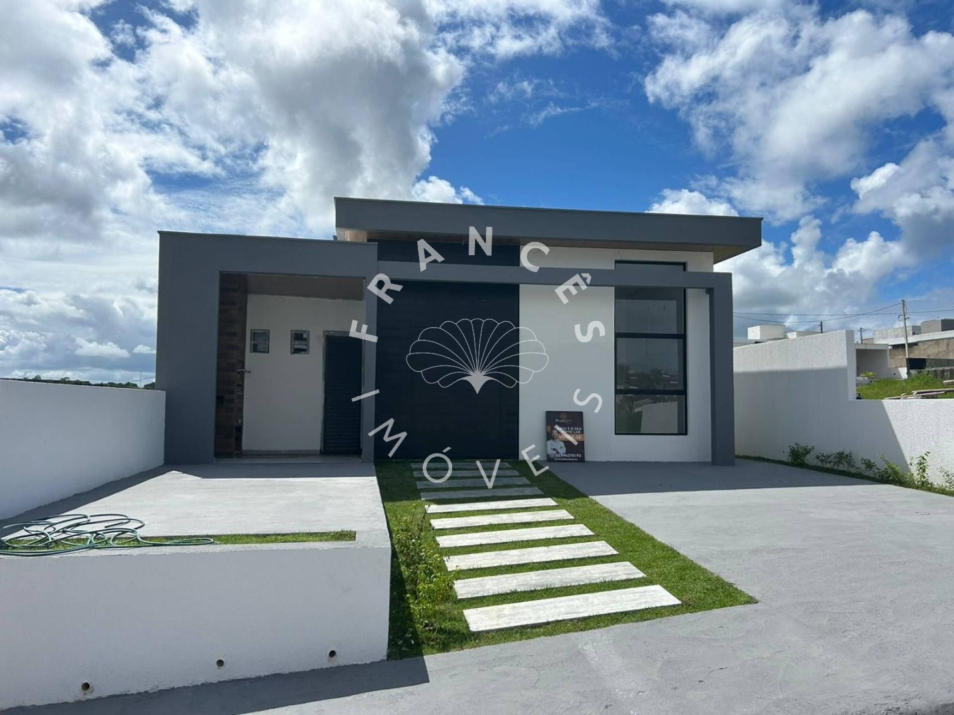 Casa Térrea no Condomínio Porto Monte - Lote S 24