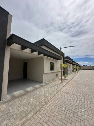 Casa em condomínio na praia do francês