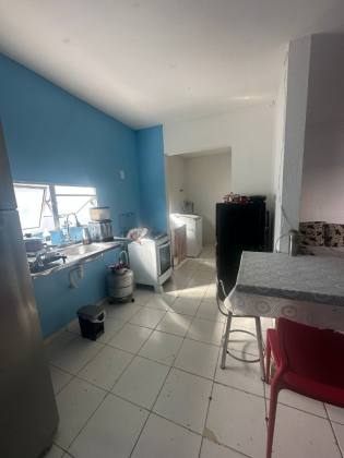 Ótimo apartamento pra venda na Praia do Frances
