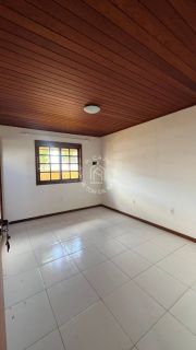 Casa de Condomínio Para Vender com 4 suítes