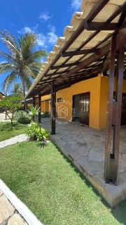 Casa de Condomínio Para Vender com 4 suítes